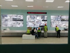 专业级商用拼接屏购买七纬度