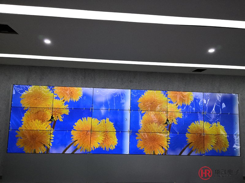 大学液晶拼接屏